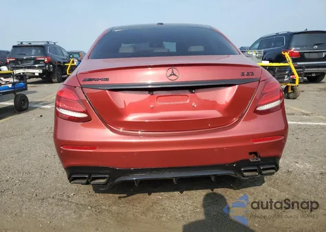 2017 Mercedes-Benz E 300 4Matic z USA, uszkodzony, nr VIN WDDZF4KB3HA211877